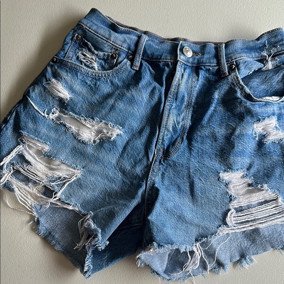 American eagle - Picture 1 of 4